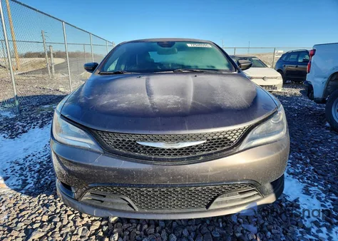2015 Chrysler 200 S z USA, uszkodzony, nr VIN 1C3CCCBB5FN747971